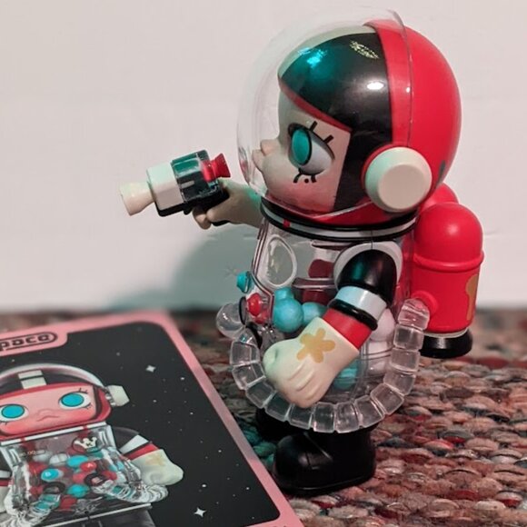 Popmart 100% mega space Molly  "Graffiti" - Picture 4 of 5